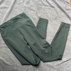 Lululemon Wunder Train